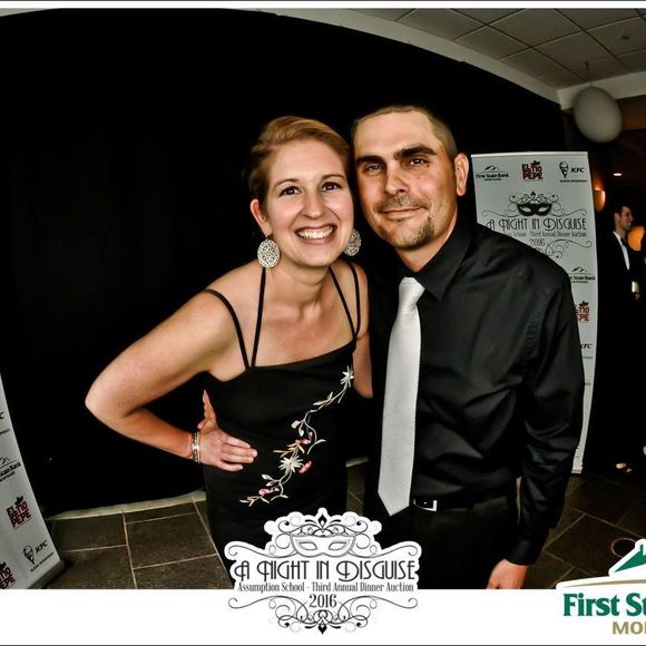 Meet your Posher, Laura - Picture 1 of 1